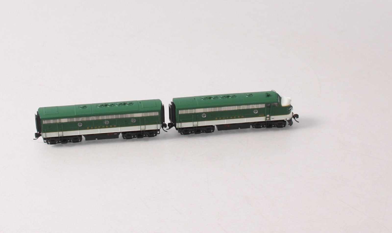 Broadway Limited 3808 N Southern F7 A/B Diesel Locomotive Sound/DCC #4248/4414