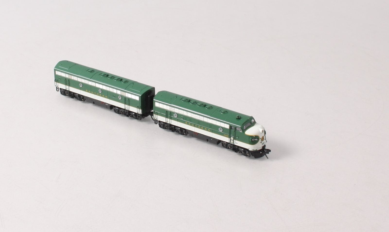 Broadway Limited 3808 N Southern F7 A/B Diesel Locomotive Sound/DCC #4248/4414