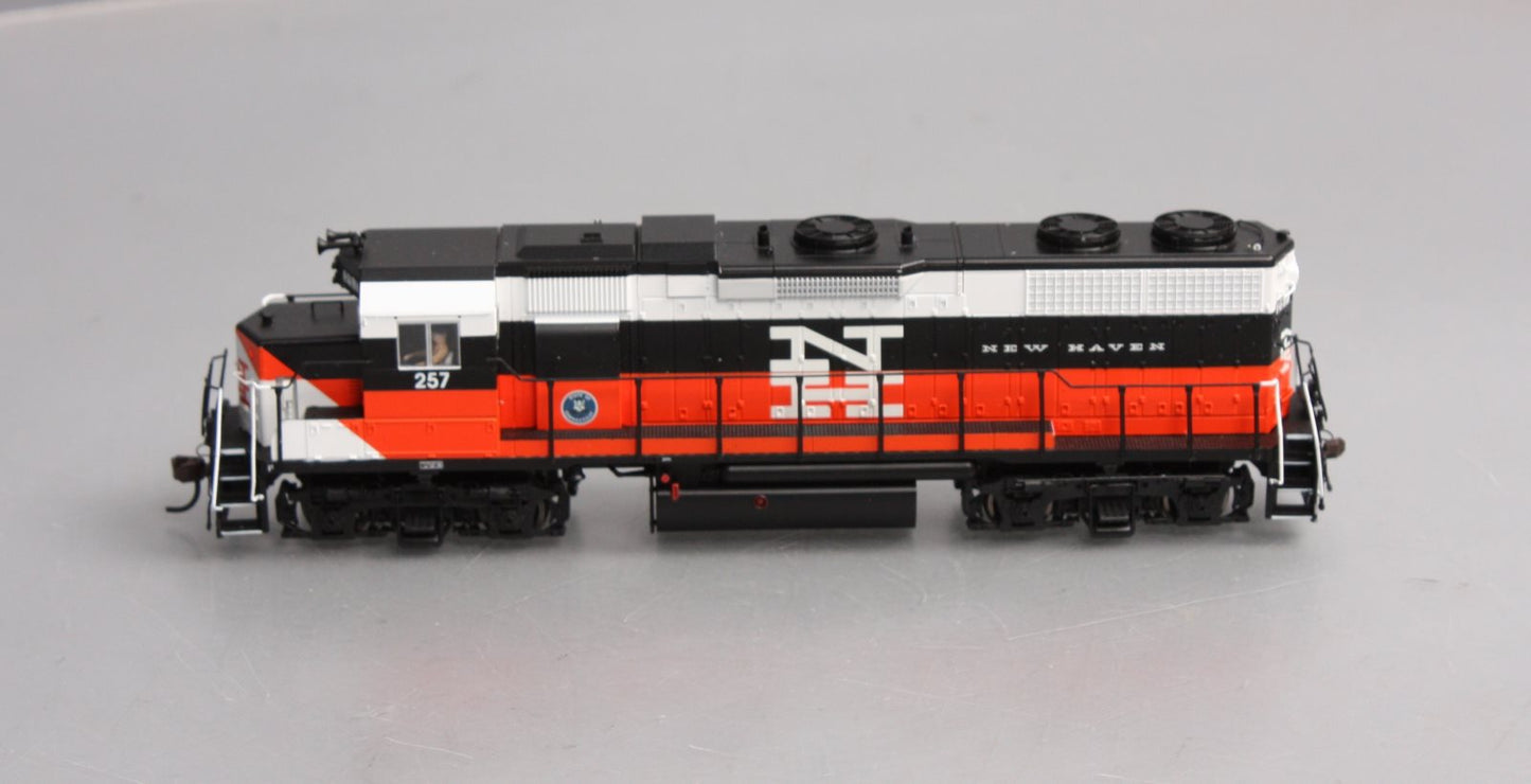 Atlas 10001701 HO New Haven EMD GP38 Low Nose Early Version Diesel Engine #257