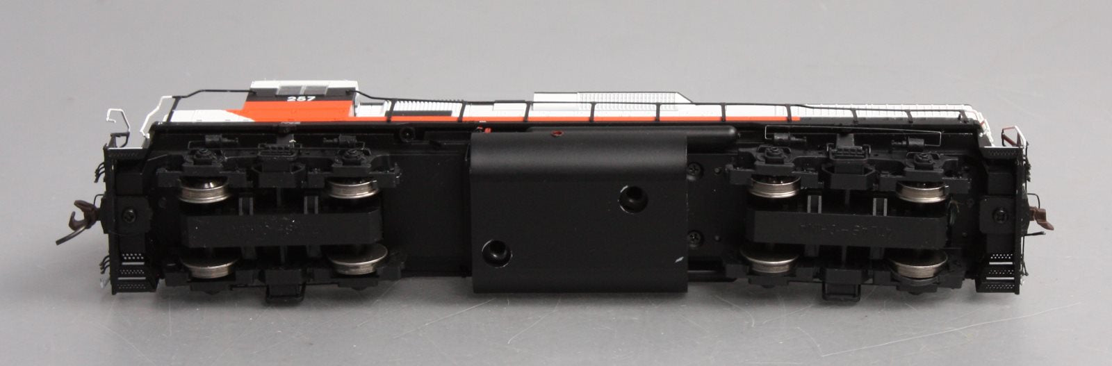 Atlas 10001701 HO New Haven EMD GP38 Low Nose Early Version Diesel Engine #257