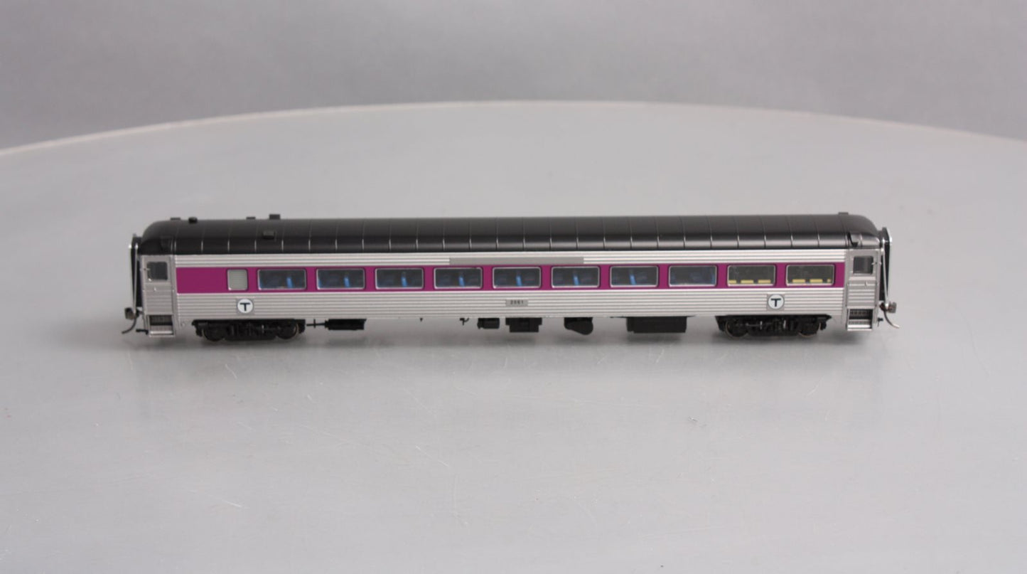 Rapido Trains 017249 HO MBTA NH 8600 Series Coach Car w/o Skirts #2561