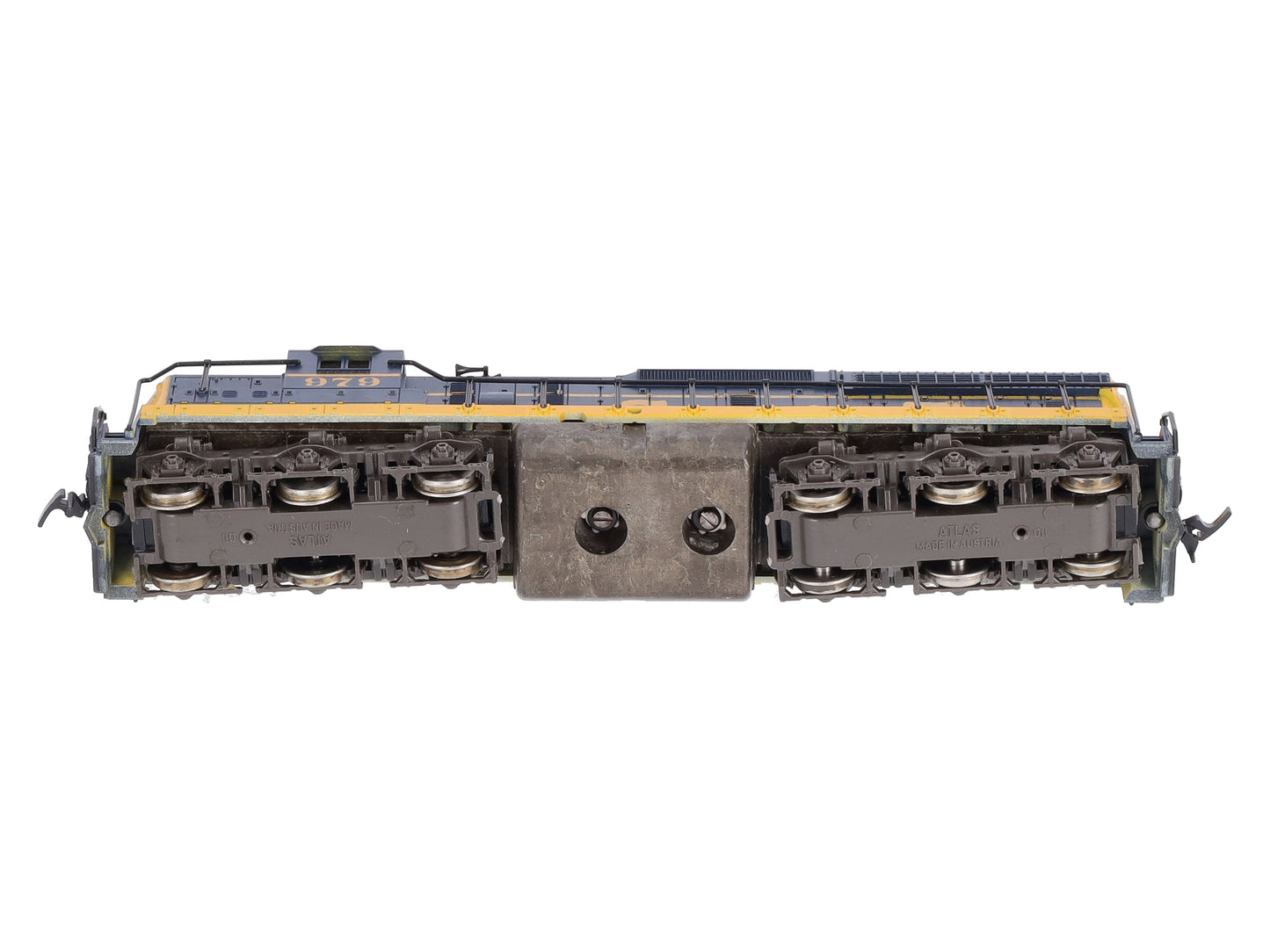 Atlas 7001 HO Santa Fe SD24 Diesel Locomotive #979