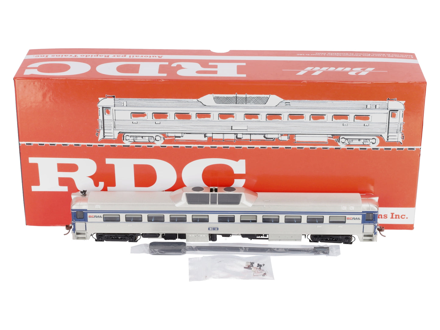 Rapido Trains 16119 HO Scale BC Rail Budd RDC-1 with DC #BC-10