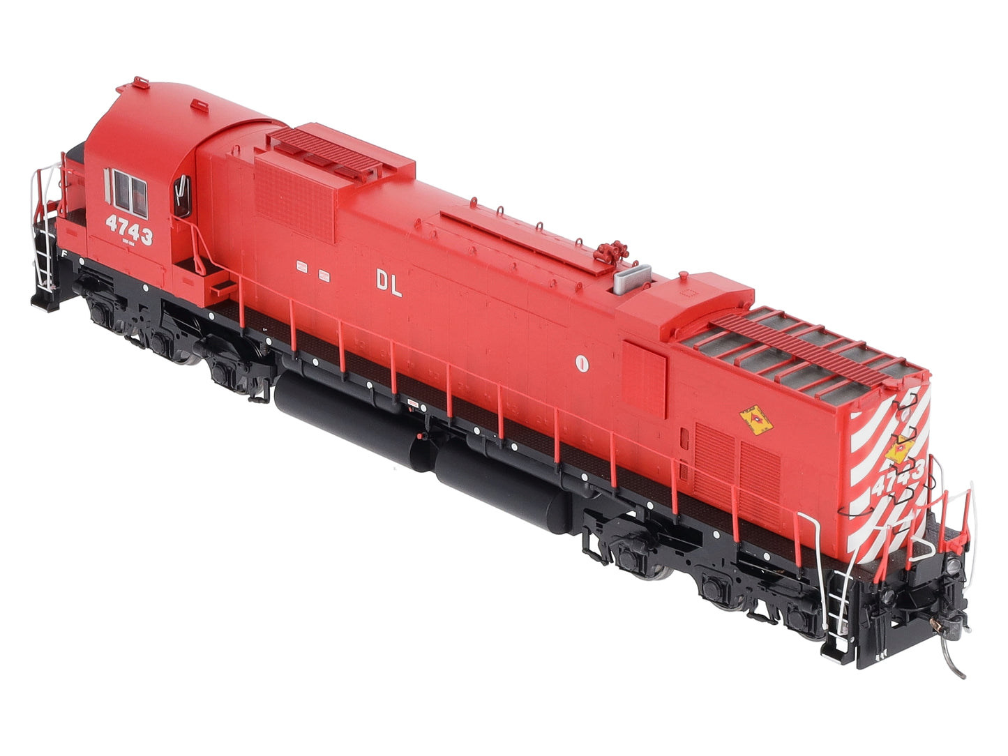 Bowser 24330 HO Delaware Lackwanna M636 Diesel Locomotive #4743