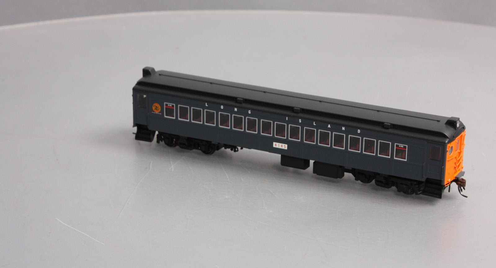 Con-Cor 0001-094785 HO Long Island Dashing Dan MUmP54 Powered Coach #4145