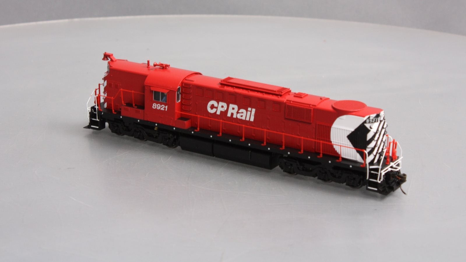 Broadway Limited 2425 HO CP Alco RSD17 High Nose Diesel Locomotive #8921
