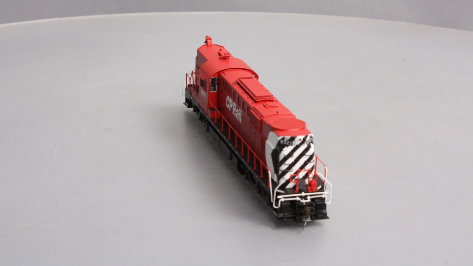 Broadway Limited 2425 HO CP Alco RSD17 High Nose Diesel Locomotive #8921