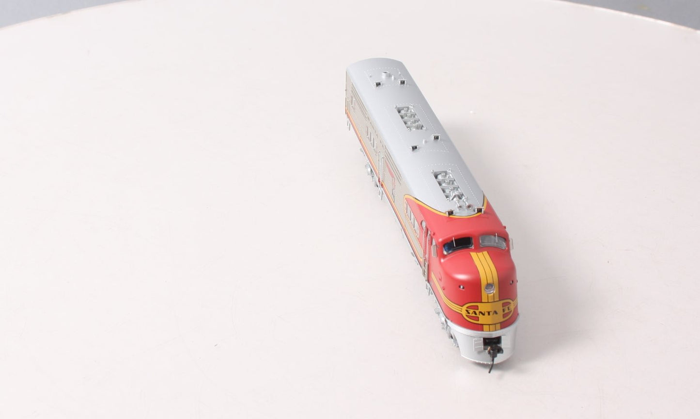 Broadway Limited 4535 HO Scale ATSF E1 A-Unit Diesel Locomotive #8L with DCC
