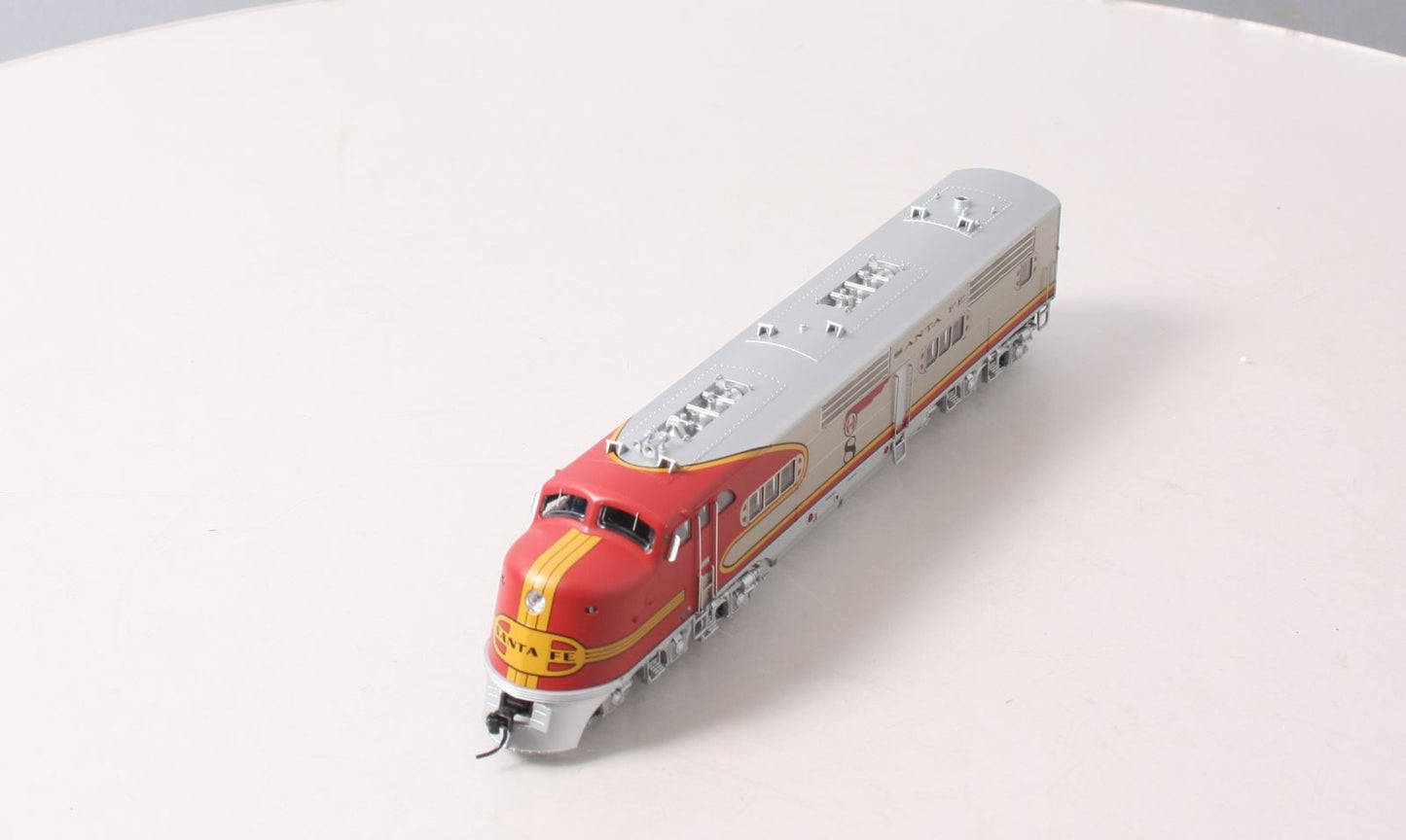 Broadway Limited 4535 HO Scale ATSF E1 A-Unit Diesel Locomotive #8L with DCC
