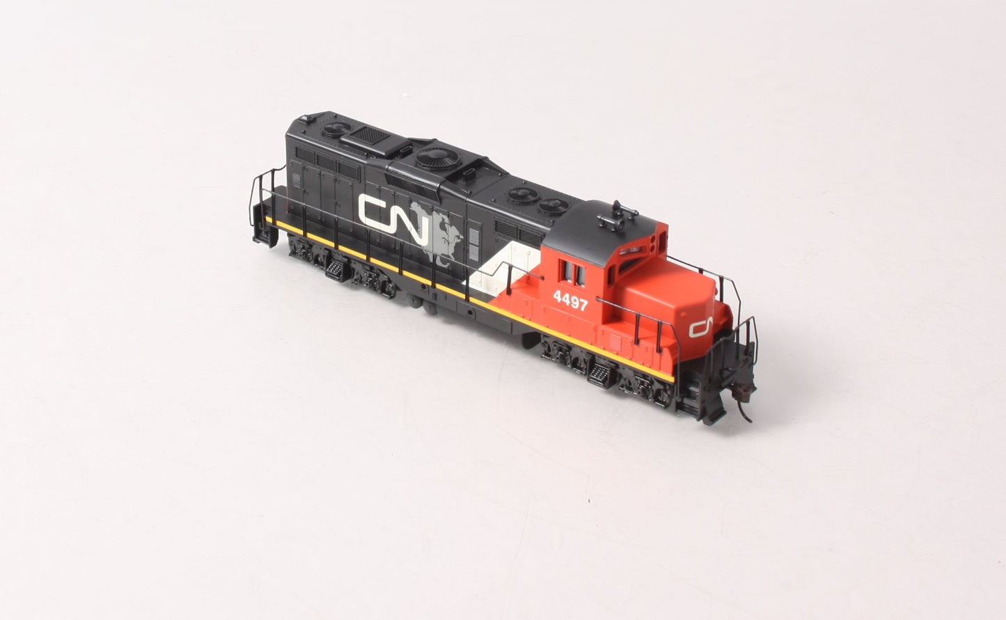 Walthers 931-104 HO Canadian National EMD GP9M Diesel Loco #4497 - Standard DC