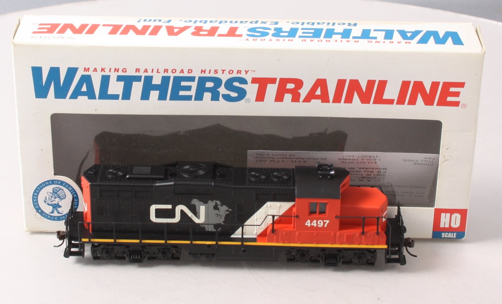 Walthers 931-104 HO Canadian National EMD GP9M Diesel Loco #4497 - Standard DC