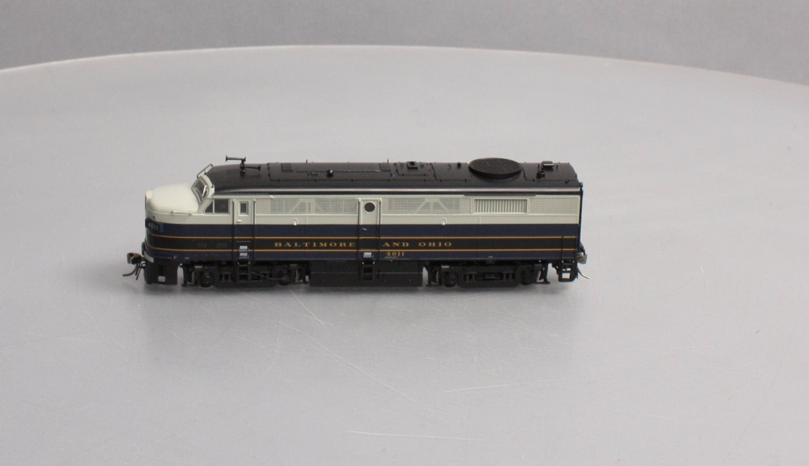 Rapido Trains 21505 HO Baltimore & Ohio Alco FPA-2 with LokSound & DCC #4011
