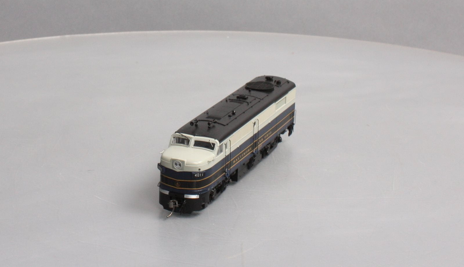 Rapido Trains 21505 HO Baltimore & Ohio Alco FPA-2 with LokSound & DCC #4011