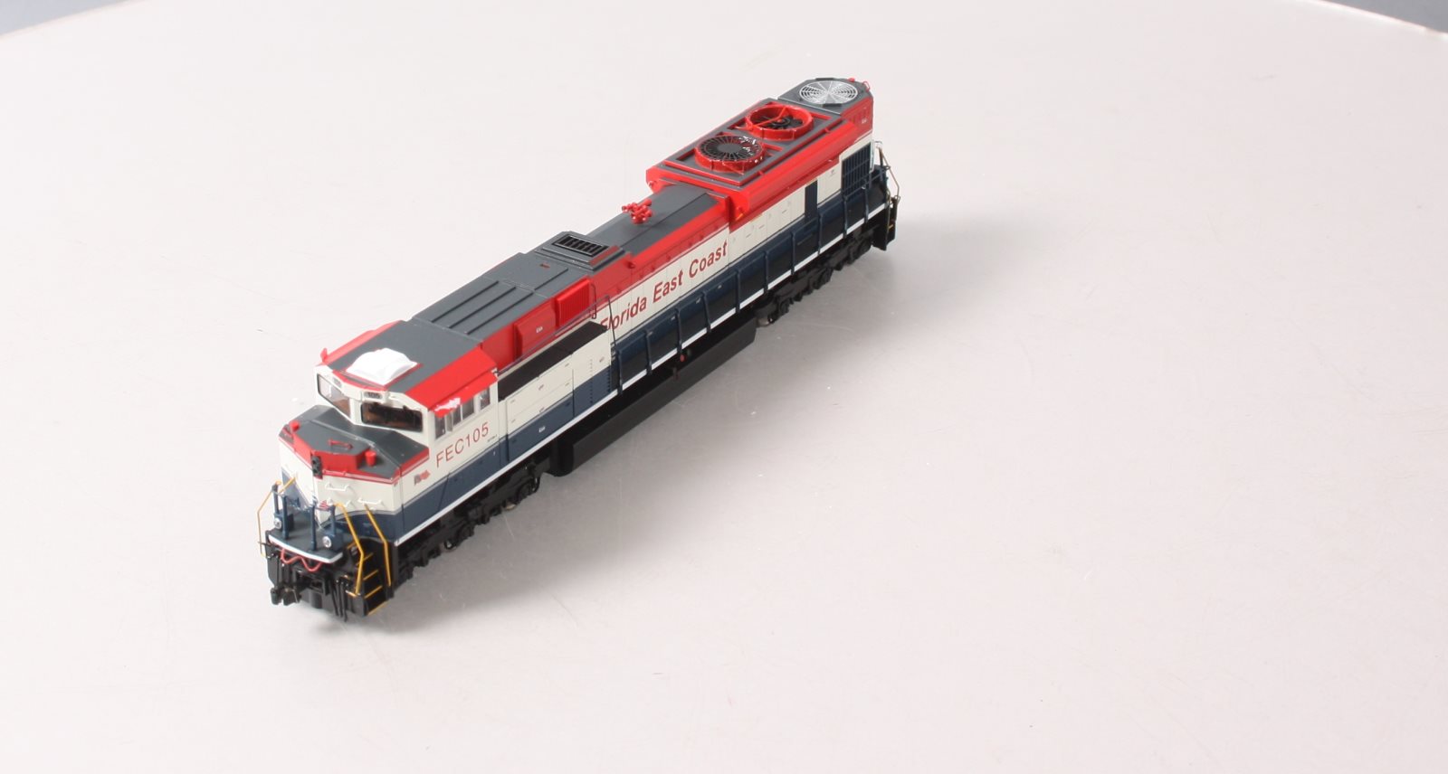 MTH 80-2030-1 HO Florida East Coast SD70M-2 Diesel Locomotive w/DCC/Sound #105