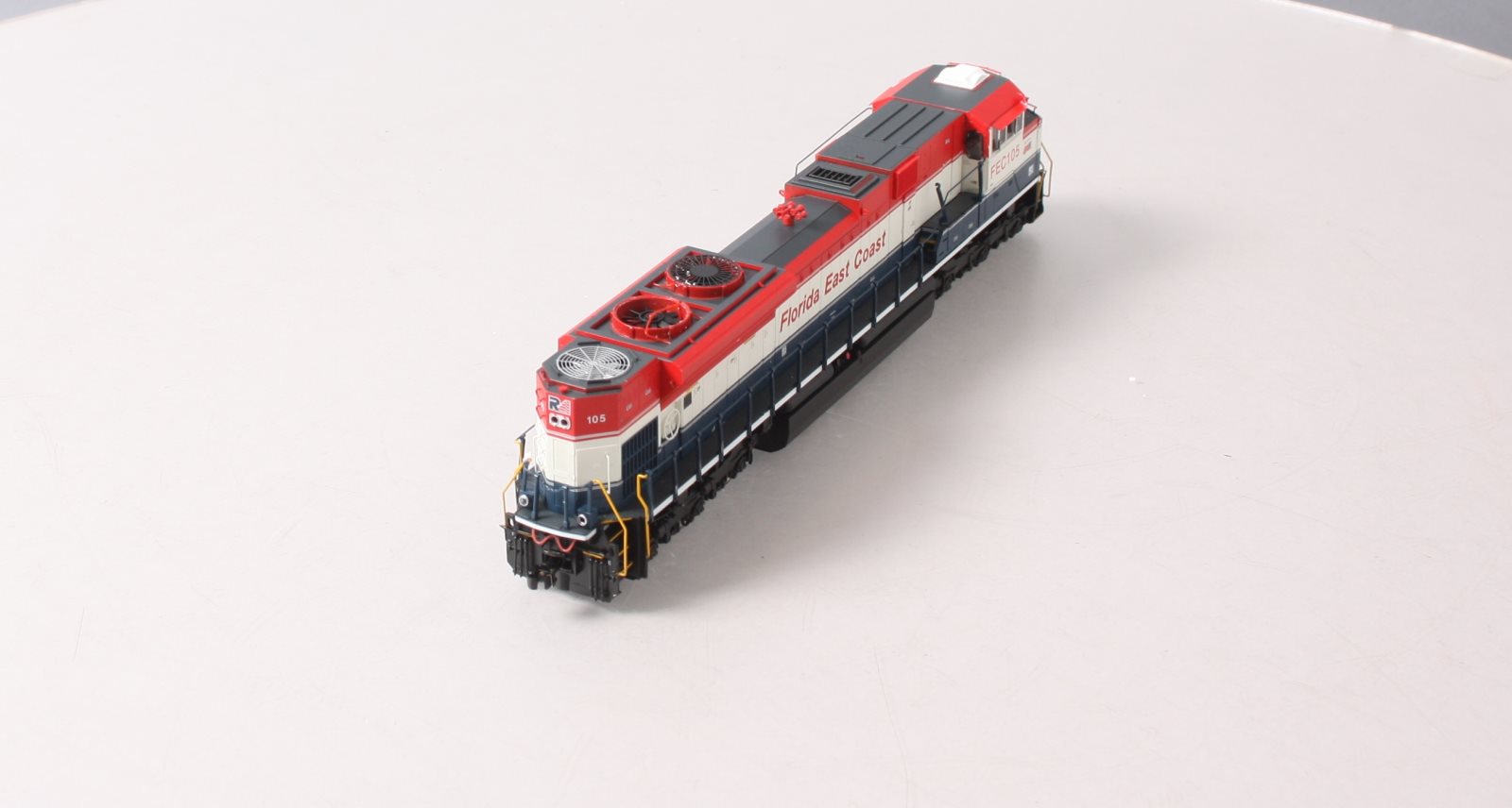 MTH 80-2030-1 HO Florida East Coast SD70M-2 Diesel Locomotive w/DCC/Sound #105