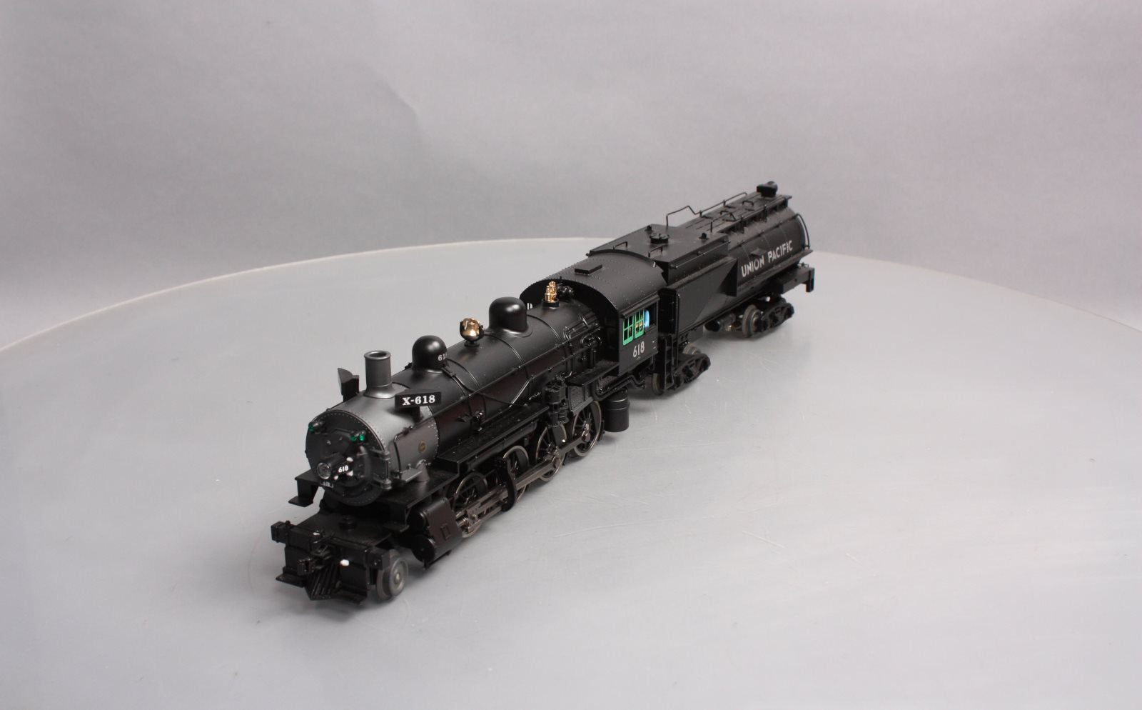 Lionel 6-82183 O Gauge Union Pacific 2-8-0 Steam Locomotive & Tender #618 LN/Box