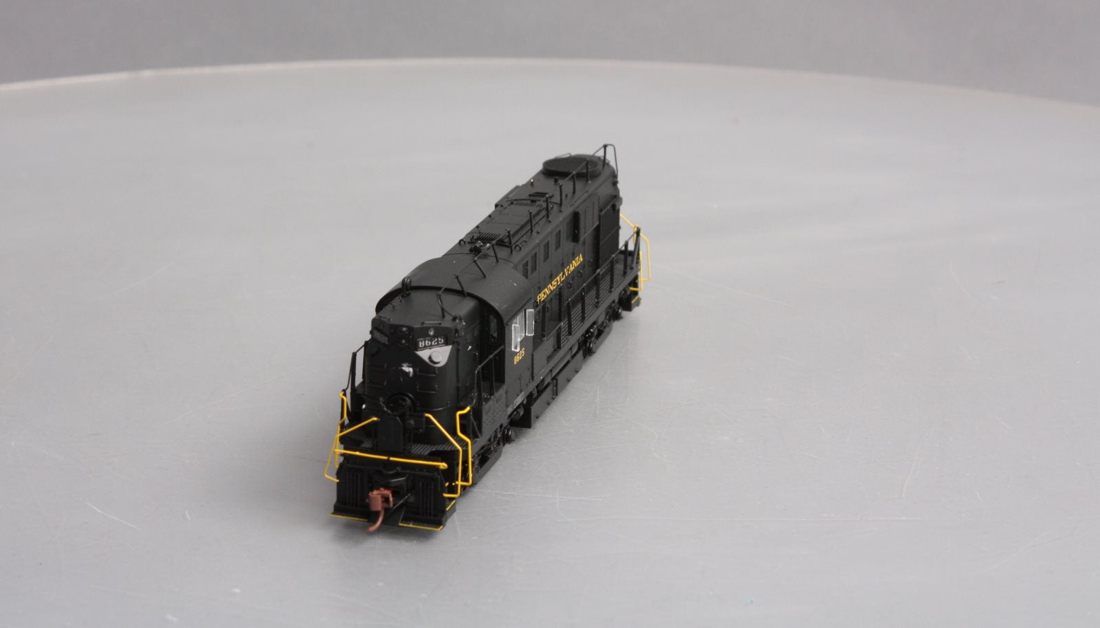 Rapido Trains 31526 HO Pennsylvania RR Alco RS-11 Diesel Locomotive #8625