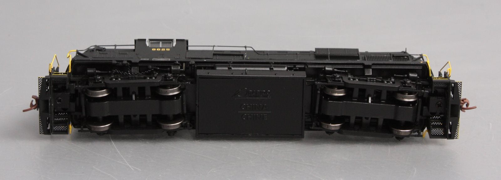 Rapido Trains 31526 HO Pennsylvania RR Alco RS-11 Diesel Locomotive #8625