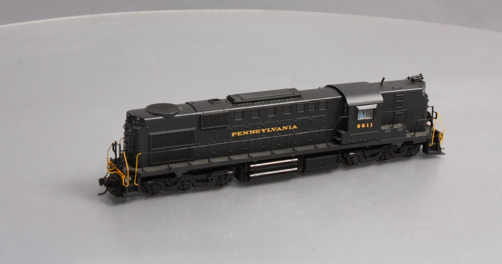 Broadway Limited 1308 HO Pennsylvania Diesel Alco RSD-15, High Hood #8611