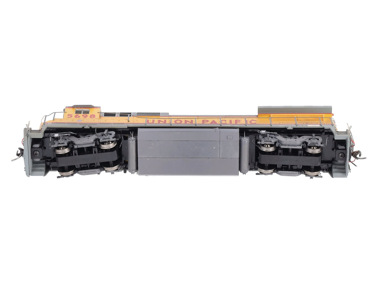 Atlas 9023 HO Scale Union Pacific Dash 8-40B Powered Diesel Engine #5698 NIB