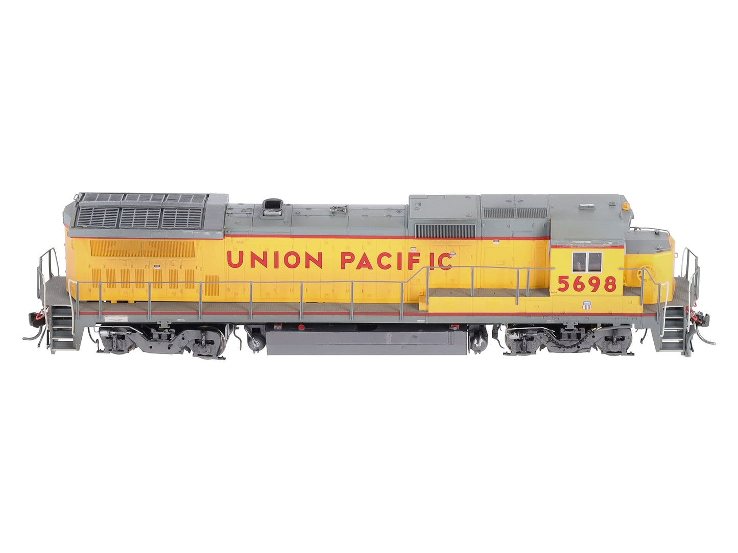Atlas 9023 HO Scale Union Pacific Dash 8-40B Powered Diesel Engine #5698 NIB