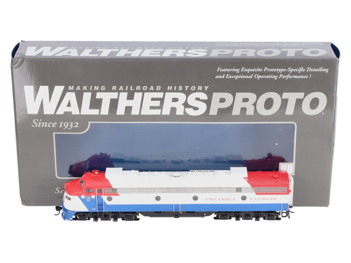 Walthers 920-49384 HO Preamble Express EMD E9A Diesel Locomotive #951