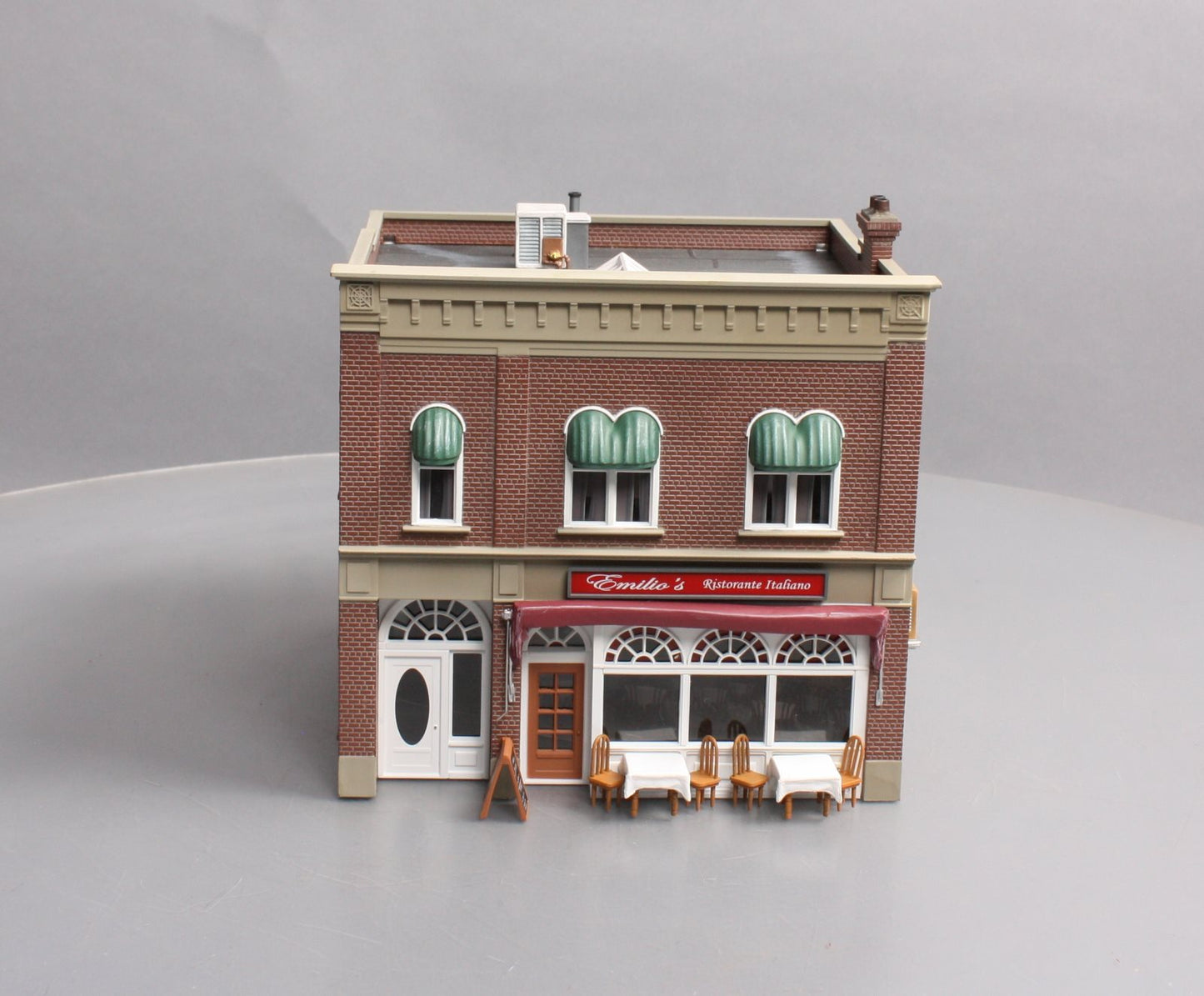 Woodland Scenics BR5855 O Built-&-Ready Emilio's Italian Restaurant Building