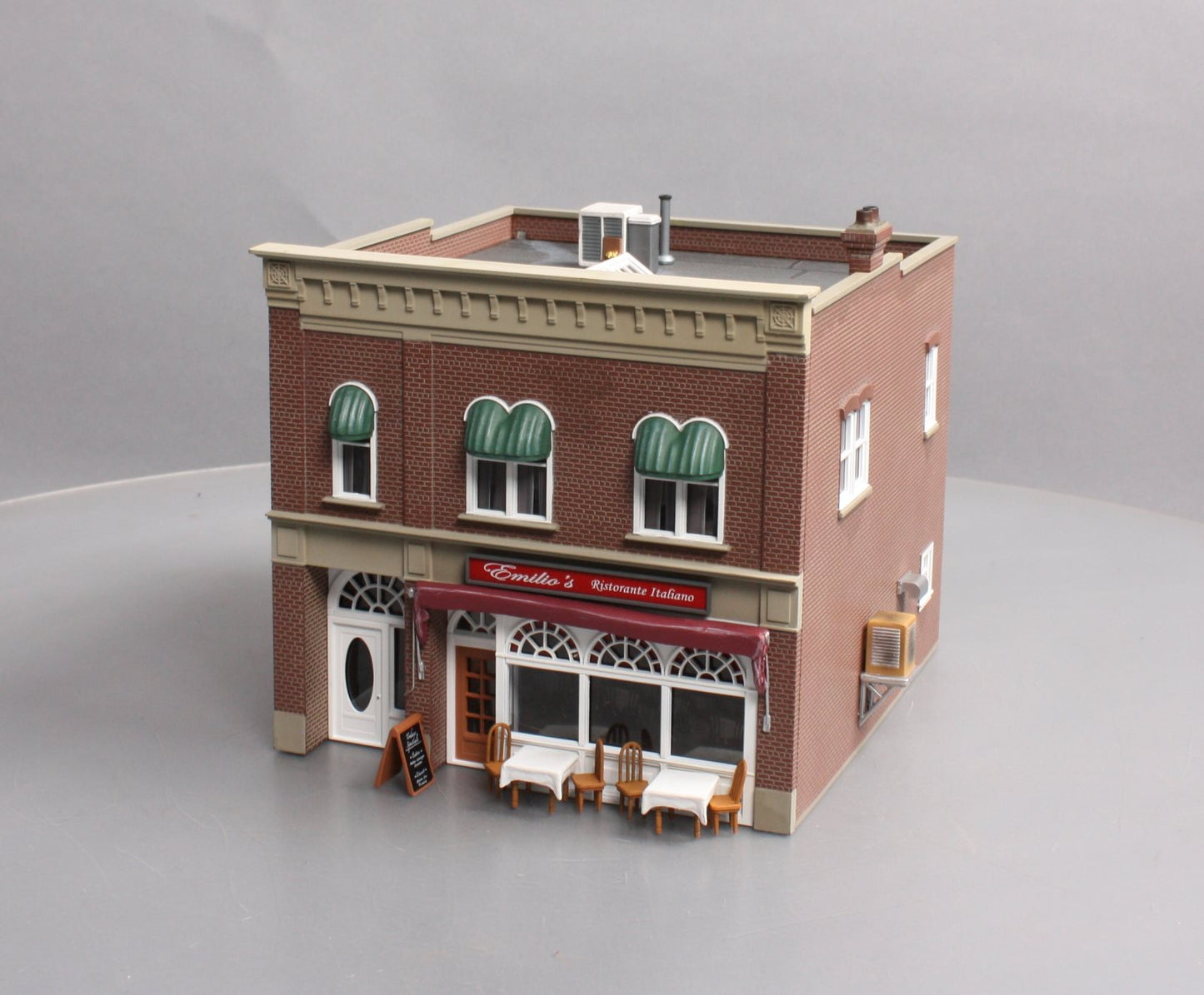 Woodland Scenics BR5855 O Built-&-Ready Emilio's Italian Restaurant Building