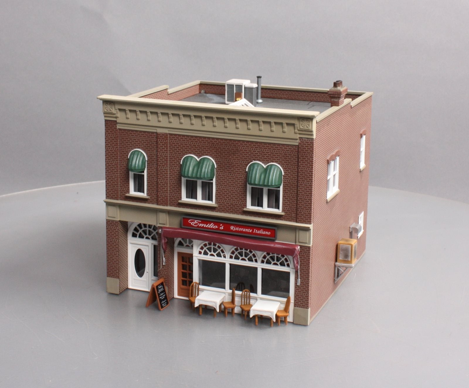 Woodland Scenics BR5855 O Built-&-Ready Emilio's Italian Restaurant Building