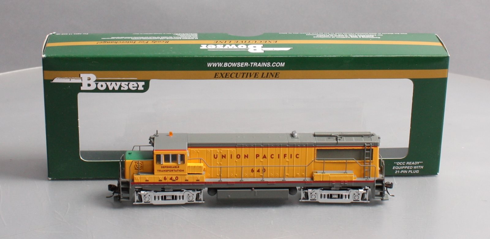 Bowser 24567 HO Scale Union Pacific U-25B Phase II Diesel Engine #640