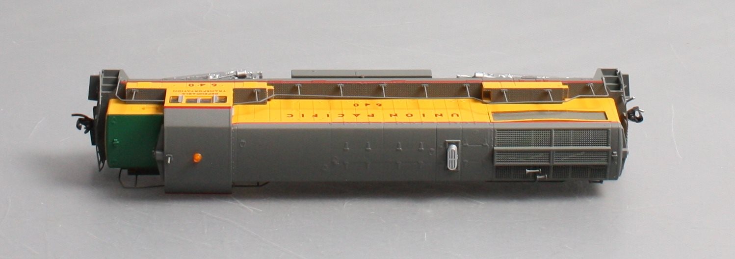 Bowser 24567 HO Scale Union Pacific U-25B Phase II Diesel Engine #640