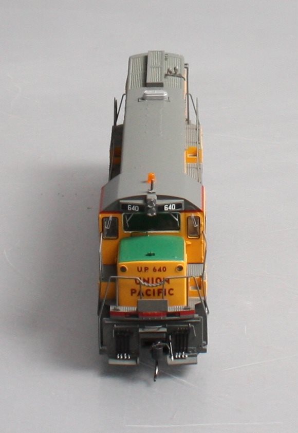 Bowser 24567 HO Scale Union Pacific U-25B Phase II Diesel Engine #640