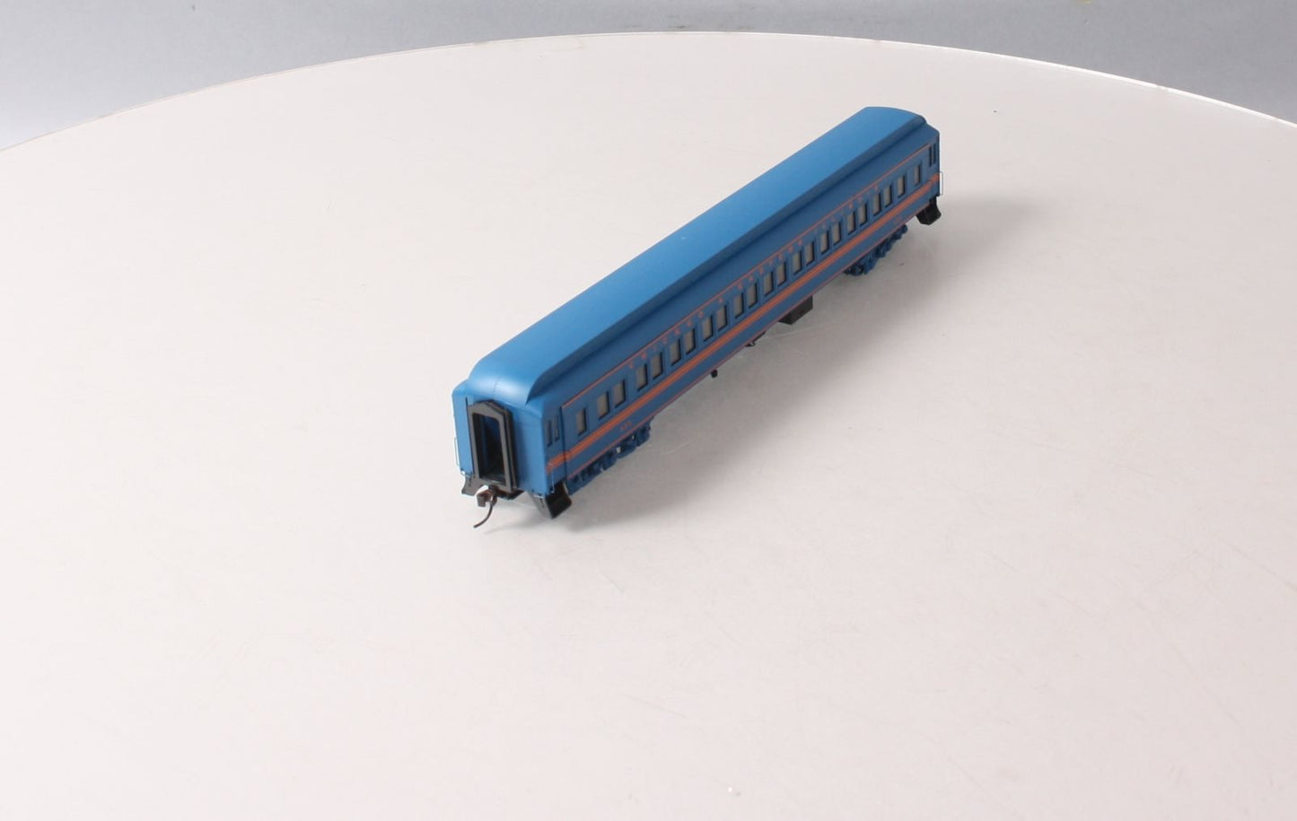 Atlas 20004971 HO Scale Chicago & East Illinois Paired Window Coach #433