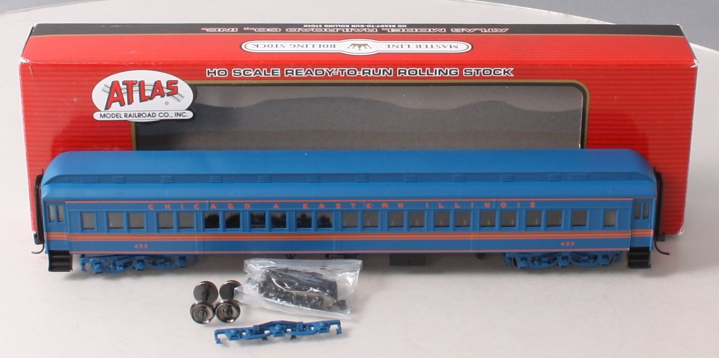 Atlas 20004971 HO Scale Chicago & East Illinois Paired Window Coach #433