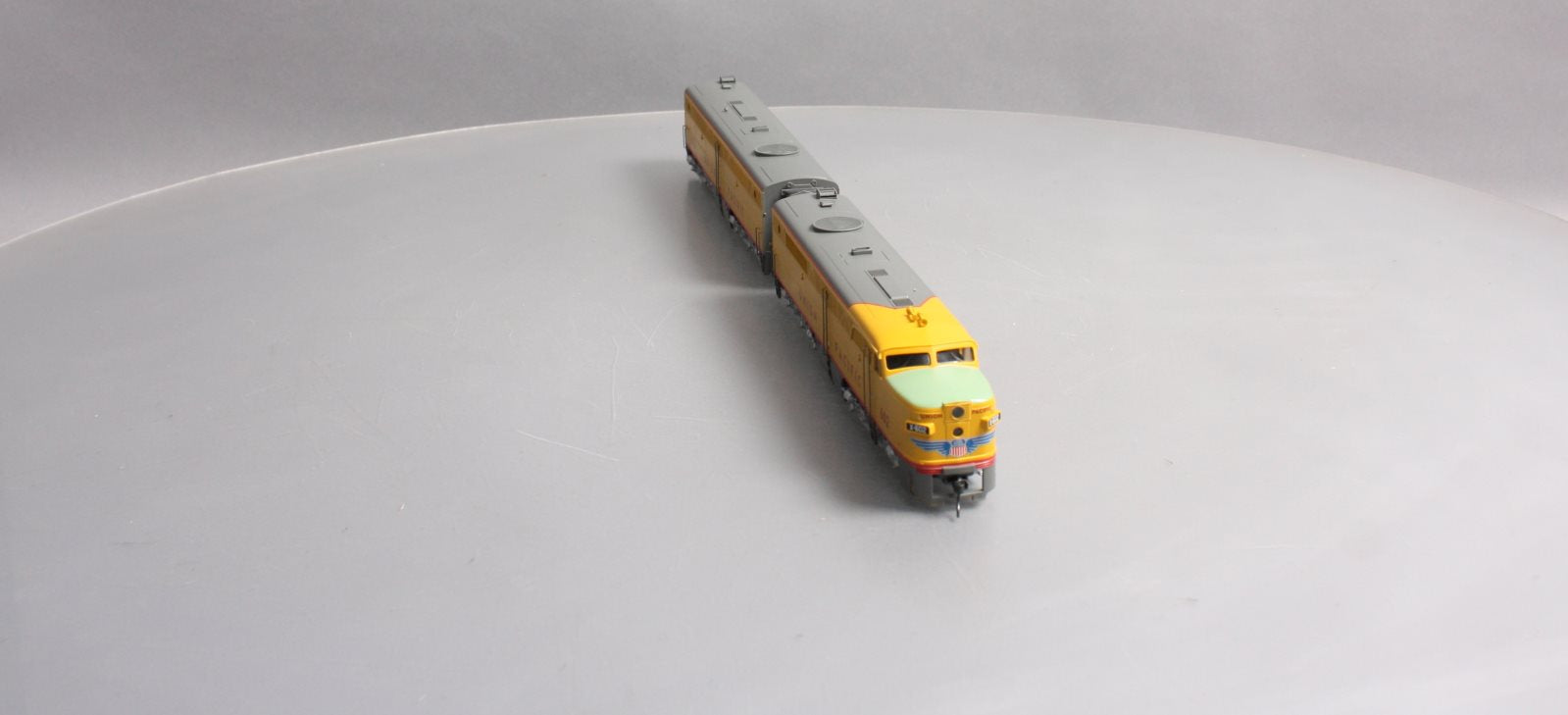 Walthers 910-20075 HO UP Alco PA-PB Diesel Set w/SoundTraxx & DCC #602,#607B