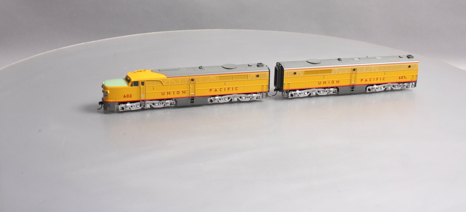 Walthers 910-20075 HO UP Alco PA-PB Diesel Set w/SoundTraxx & DCC #602,#607B