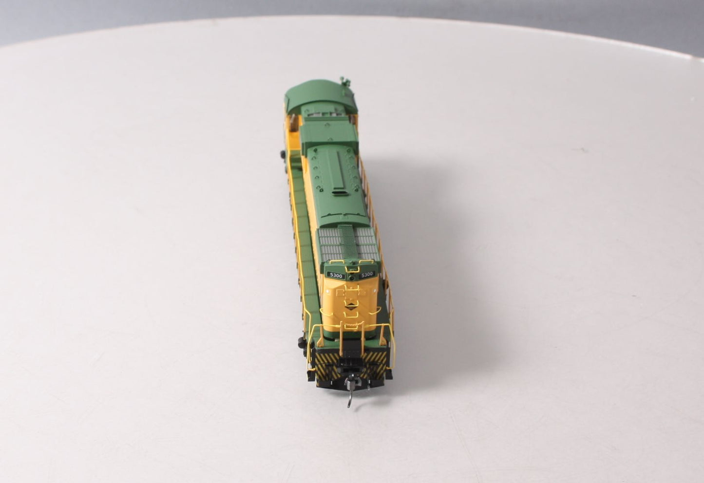 Bowser 23691 HO Reading Executive Line Diesel Alco C630 w/Tri-Mount #5300