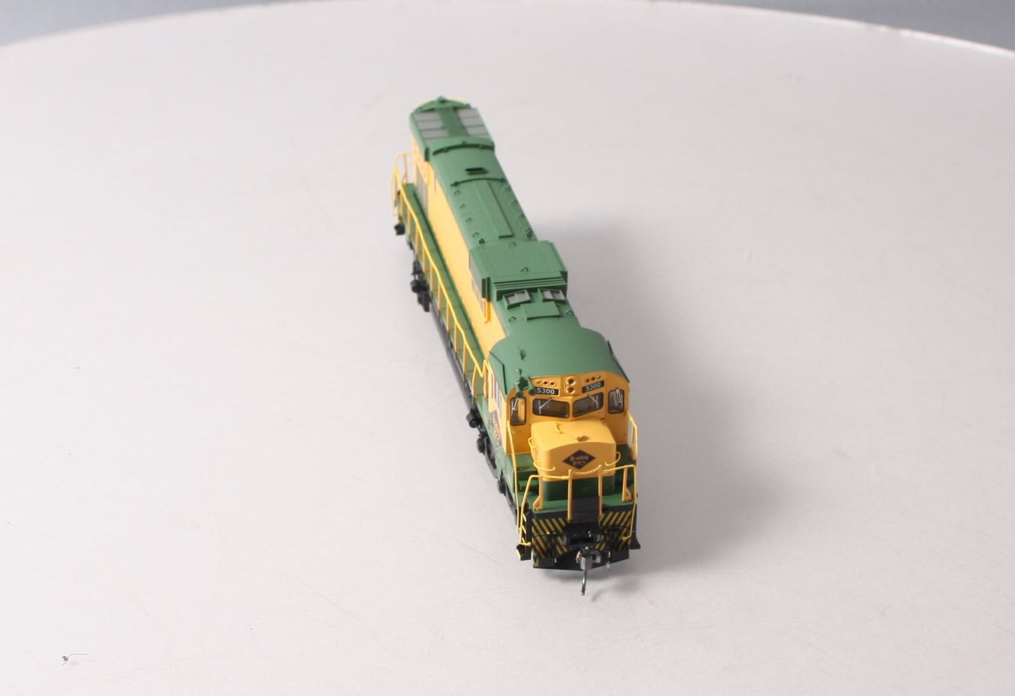 Bowser 23691 HO Reading Executive Line Diesel Alco C630 w/Tri-Mount #5300
