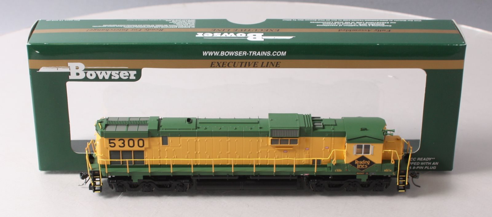 Bowser 23691 HO Reading Executive Line Diesel Alco C630 w/Tri-Mount #5300