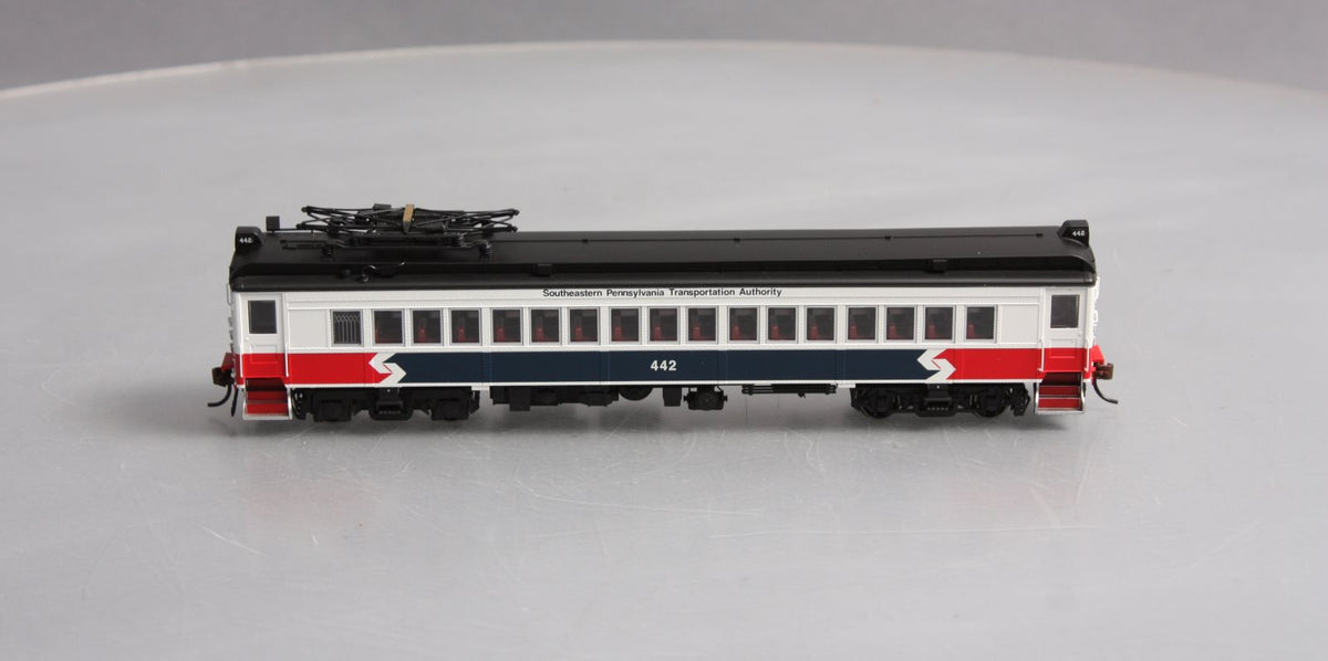 Con-Cor 001-094796 HO SEPTA MUmP54 Powered Coach #442