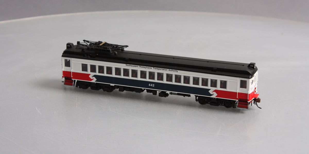 Con-Cor 001-094796 HO SEPTA MUmP54 Powered Coach #442