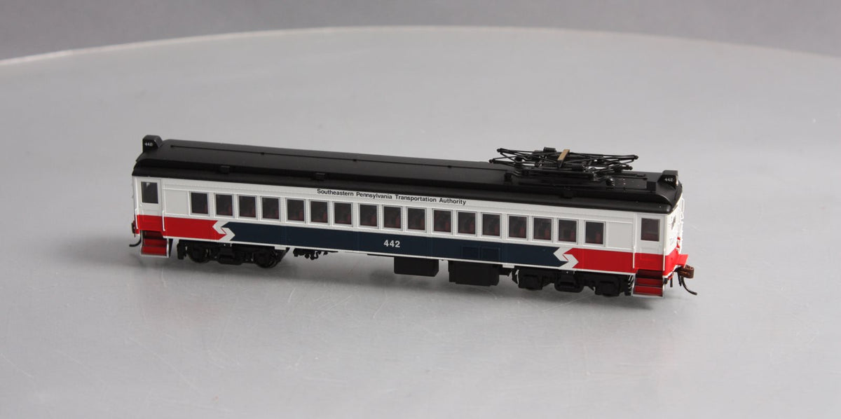 Con-Cor 001-094796 HO SEPTA MUmP54 Powered Coach #442