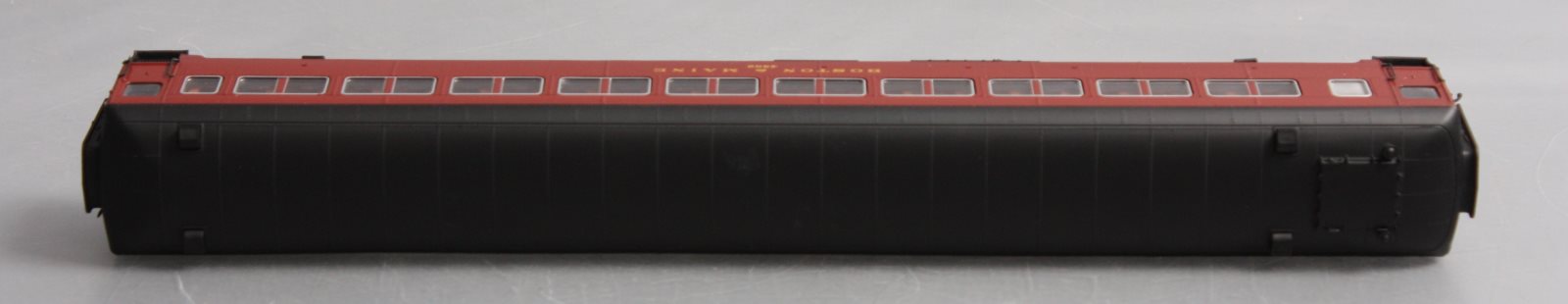 Rapido Trains 109051 HO Boston & Maine PS Osgood-Bradley 10-Window Coach #4592
