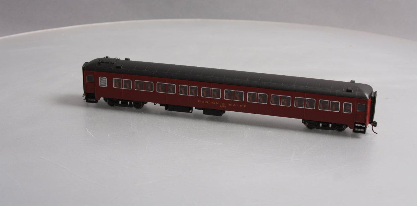 Rapido Trains 109050 HO Boston & Maine PS Osgood-Bradley 10-Window Coach #4587