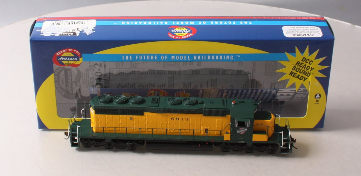 Athearn 98278 HO Chicago & Northwestern SD40-2 Diesel Locomotive RTR #6913