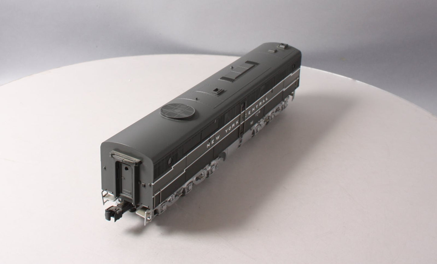 Lionel 6-18966 O New York Central Alco PB-1 Non-Powered Diesel Locomotive #2000B LN/Box