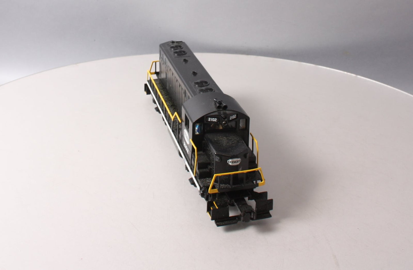 Lionel 6-82172 O Gauge NYC LionChief+ GP-20 Diesel Locomotive #2102