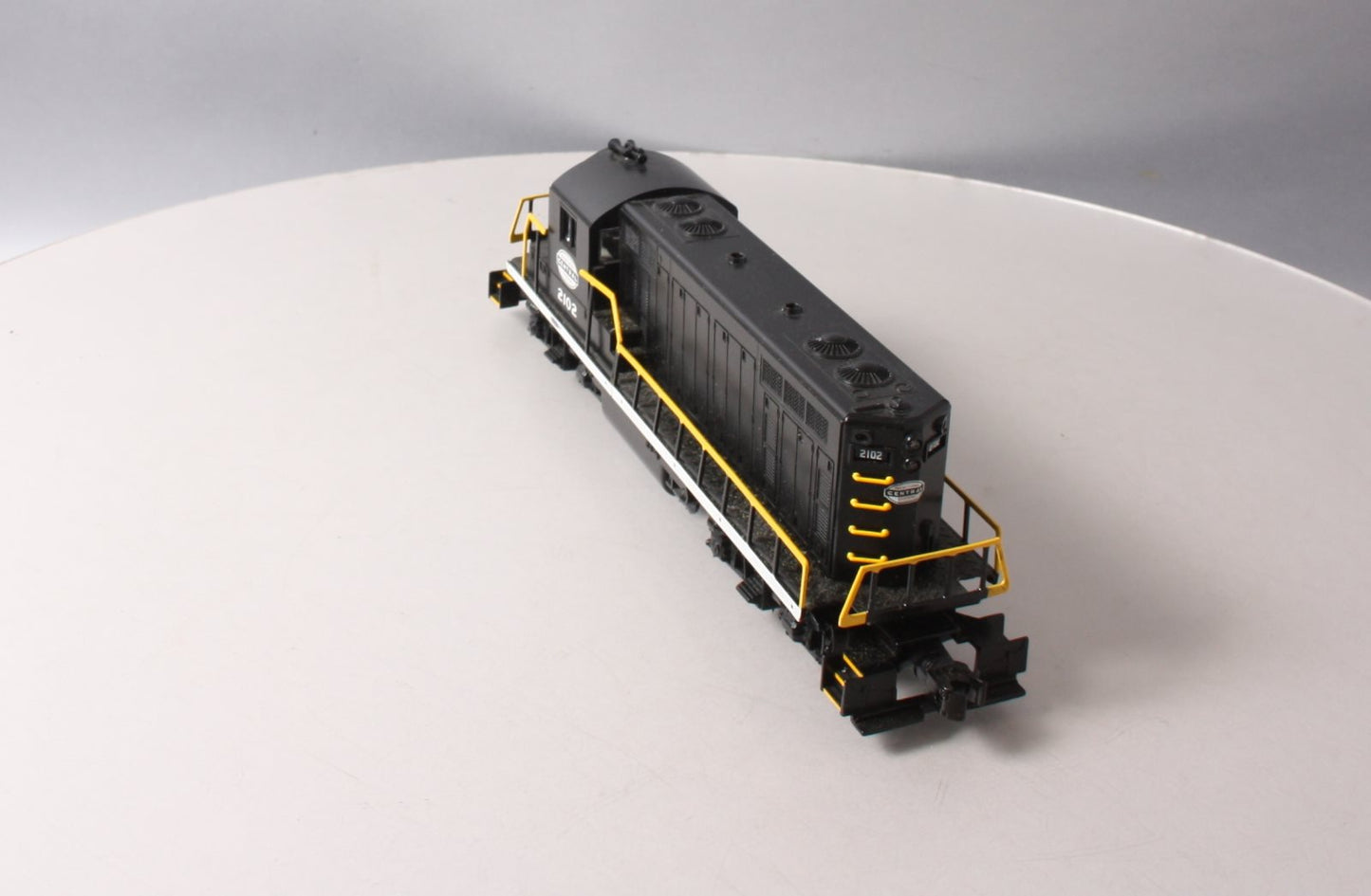 Lionel 6-82172 O Gauge NYC LionChief+ GP-20 Diesel Locomotive #2102