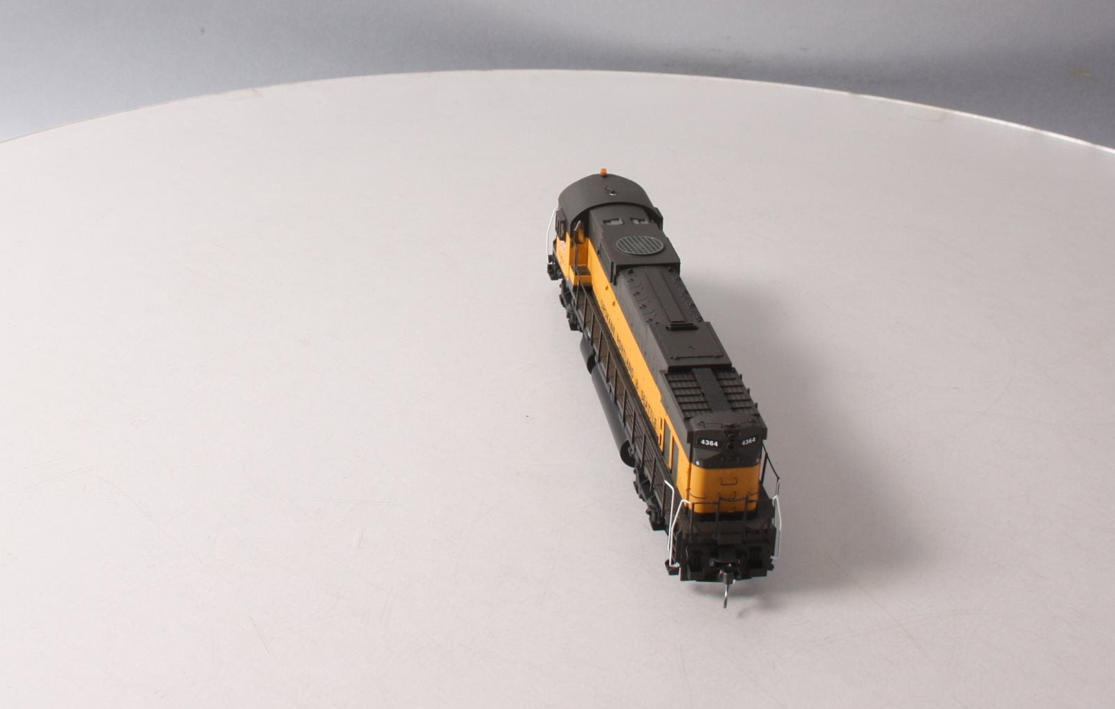 Bowser 23591 HO C636, SP&S/BN #4364