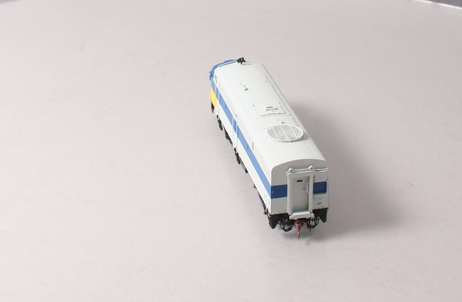 Rapido Trains 21069 HO Long Island Alco FA-2 Diesel Locomotive Standard DC #601